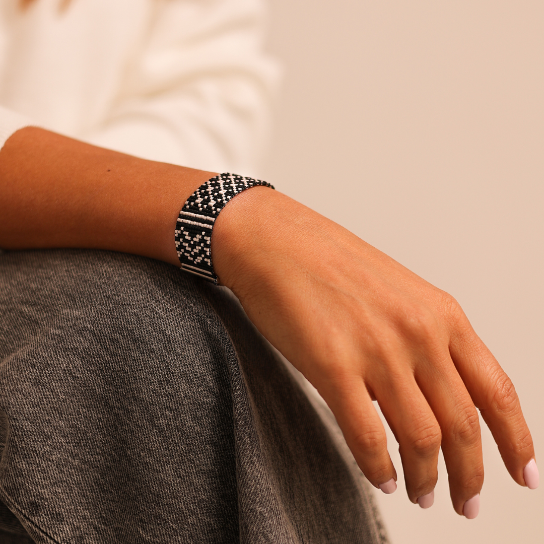 Black_Keffiyeh_Bracelet Black and Champagne Miyuki Beads