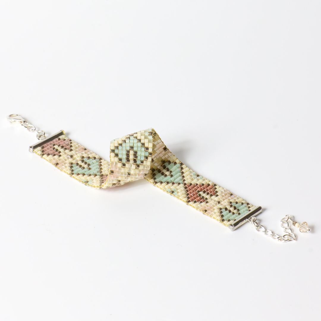 Hearts of Samiyeh - Bracelet with Palestinian Tatreez Pattern