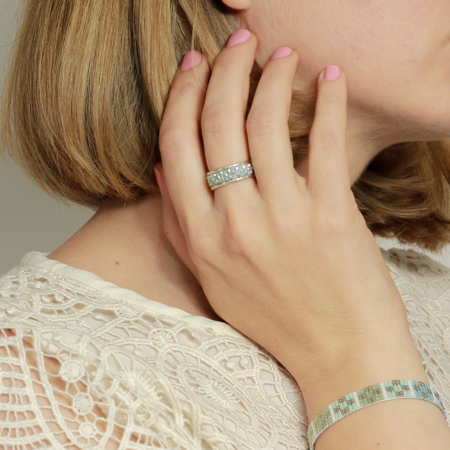 Yafa in Ombre - Ring with Palestinian Tatreez Pattern