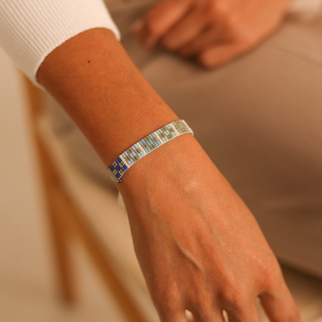 Yafa in Ombre - Bracelet with Palestinian Tatreez Pattern