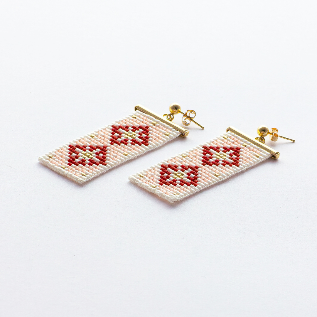 The Art of Tatreez Earrings: A Tribute to Palestinian Heritage