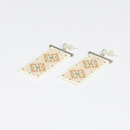 Earrings with Palestinian Tatreez patterns from Ramallah in Beige Cream and Silver