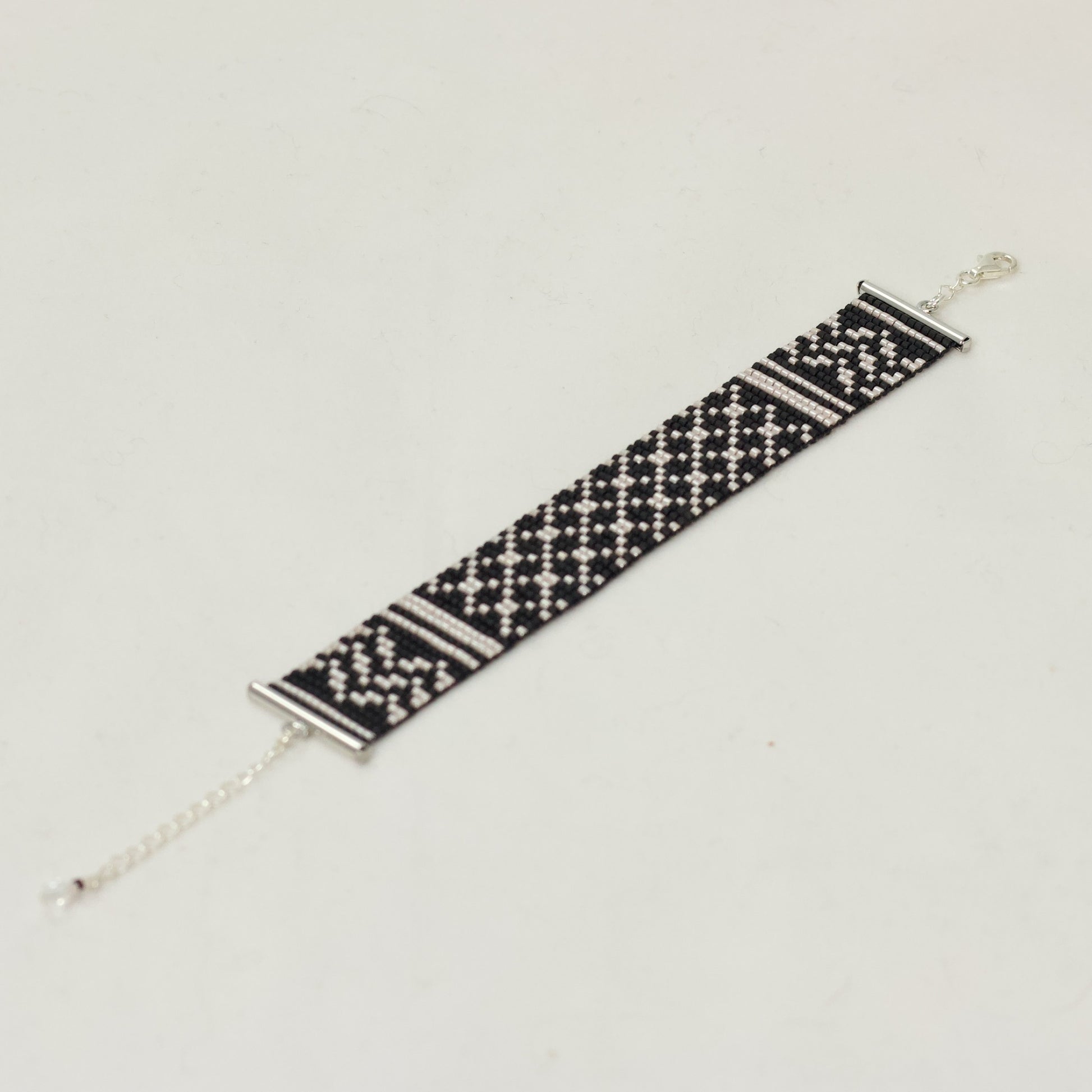 Black_Keffiyeh_Bracelet White Background