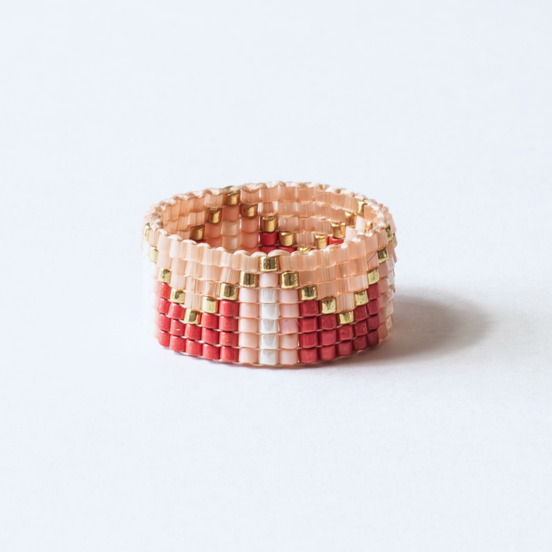 Fruitless Palm Ring Pattern