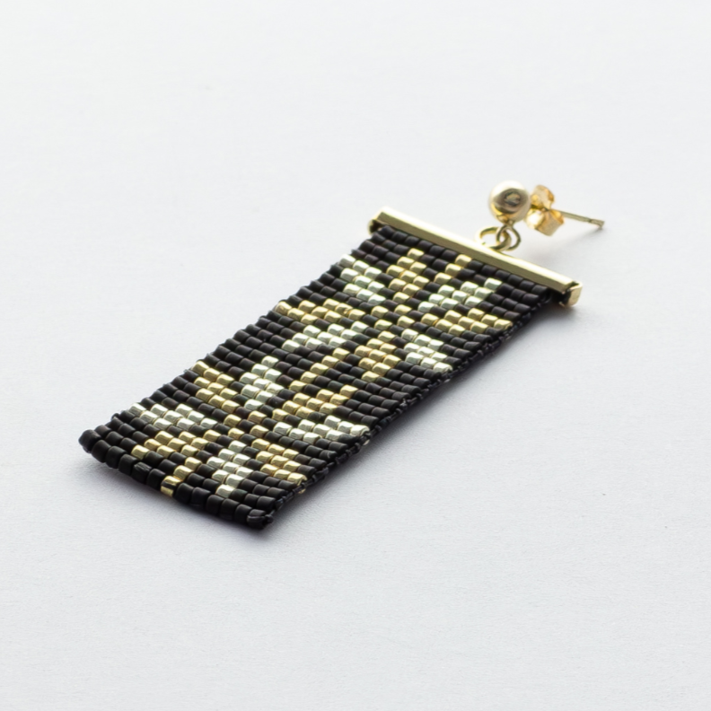 Earring with Tatreez Pattern Moon of Bethlehem in Black and gold and silver