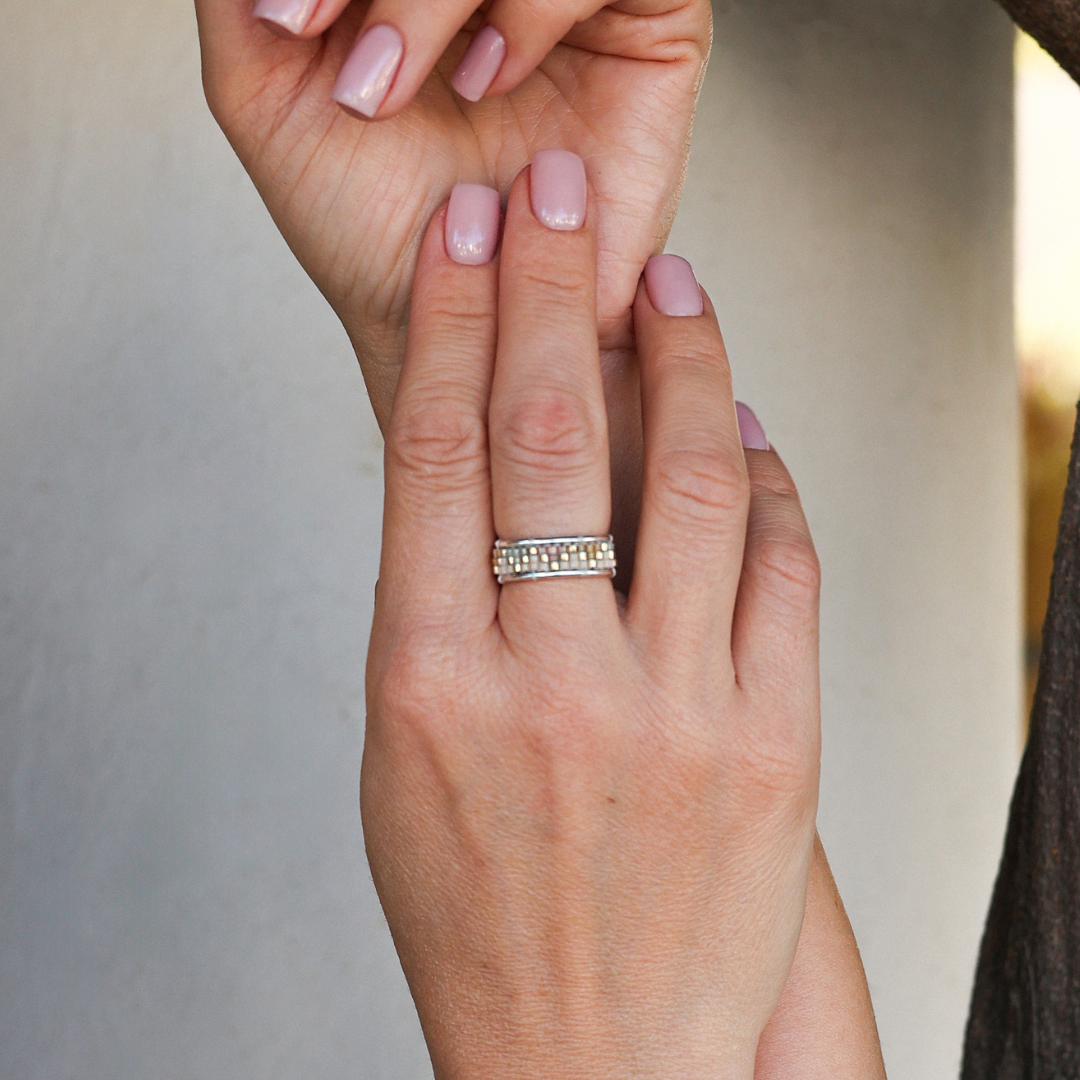 Al Naqab in Antique Beige - Ring with Palestinian Tatreez Pattern