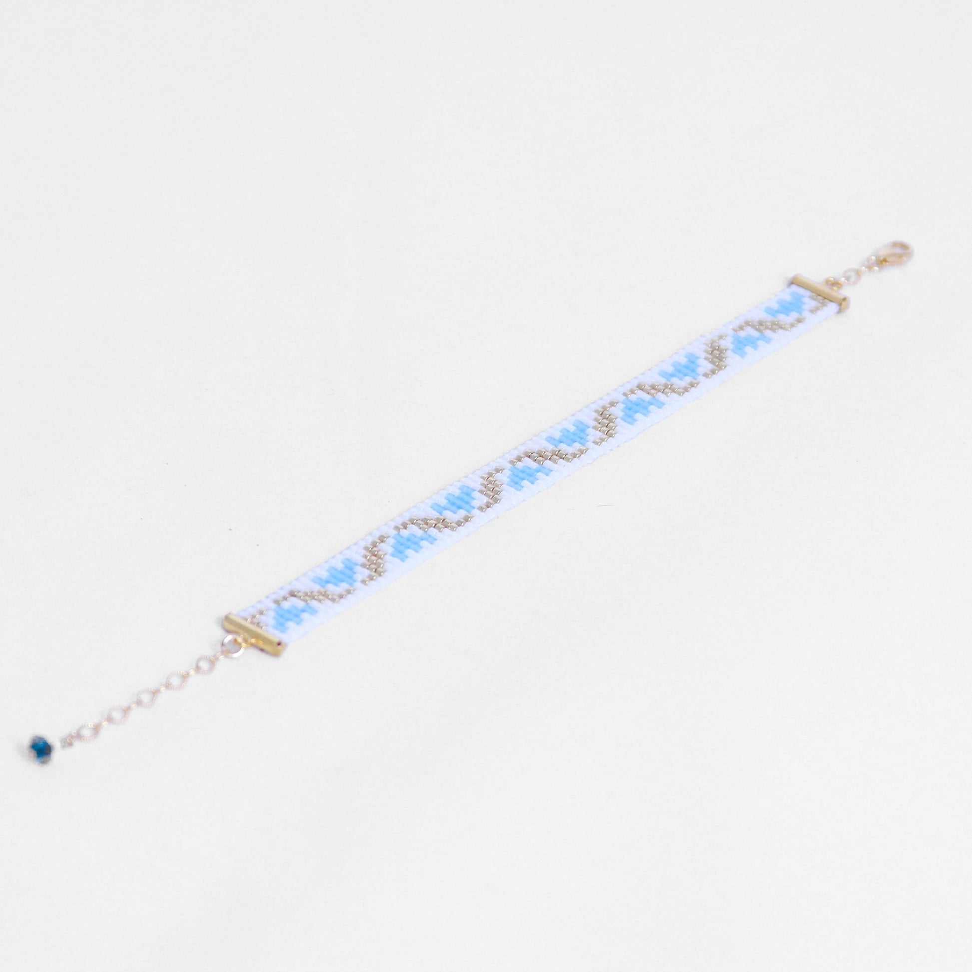 Tulip blue beaded bracelet Tatreez Pattern